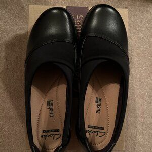 Clark's Channing Enna Black Leather Loafer, Size 6